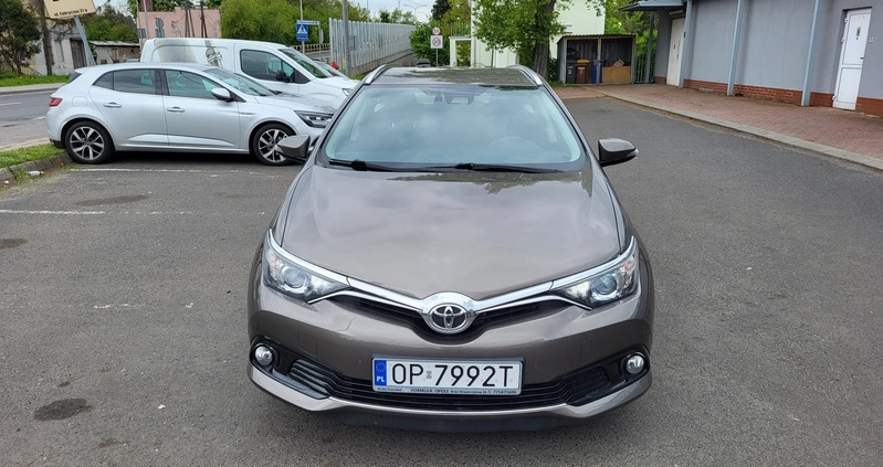 Toyota Auris cena 62700 przebieg: 89000, rok produkcji 2018 z Boguchwała małe 232